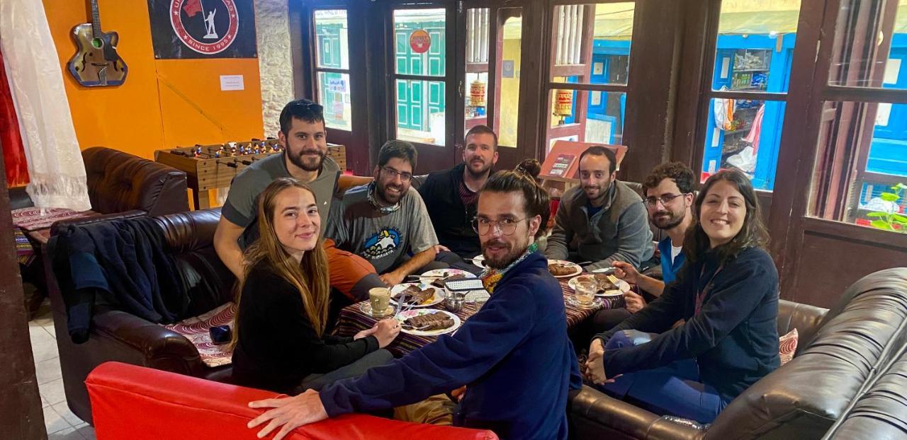 Lukla Lama Hotel - Cafe De Himalaya מראה חיצוני תמונה