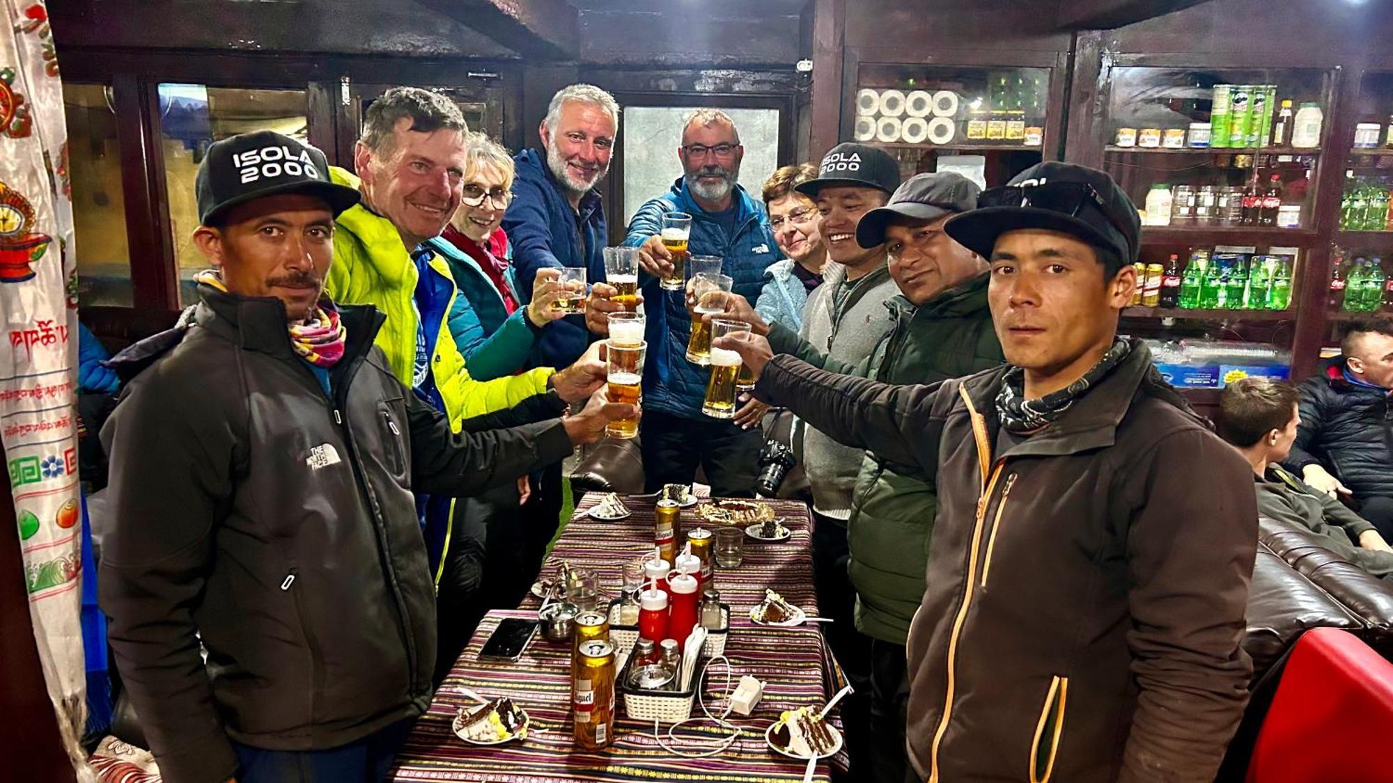 Lukla Lama Hotel - Cafe De Himalaya מראה חיצוני תמונה