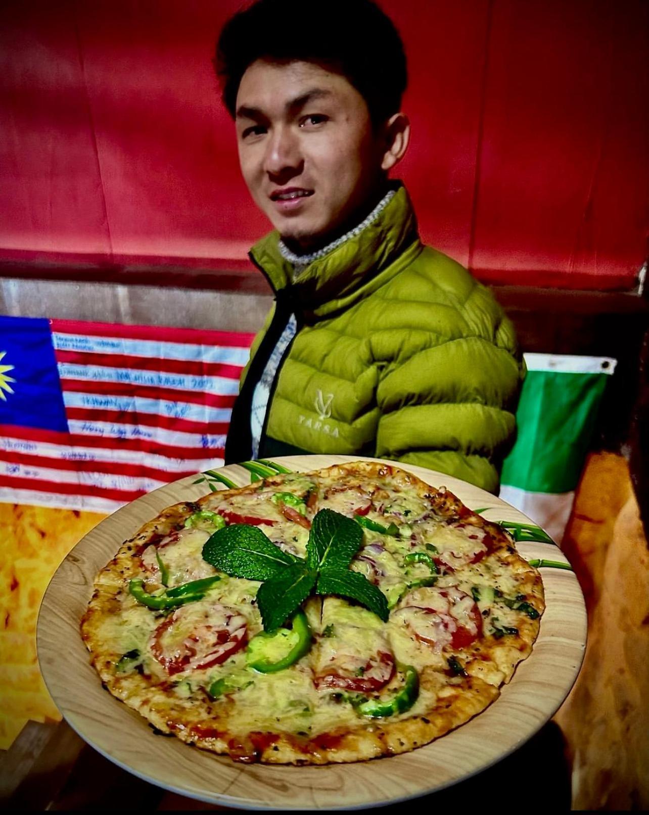 Lukla Lama Hotel - Cafe De Himalaya מראה חיצוני תמונה