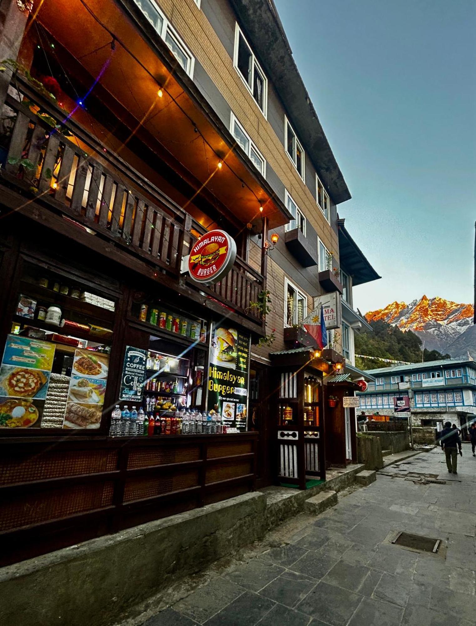 Lukla Lama Hotel - Cafe De Himalaya מראה חיצוני תמונה