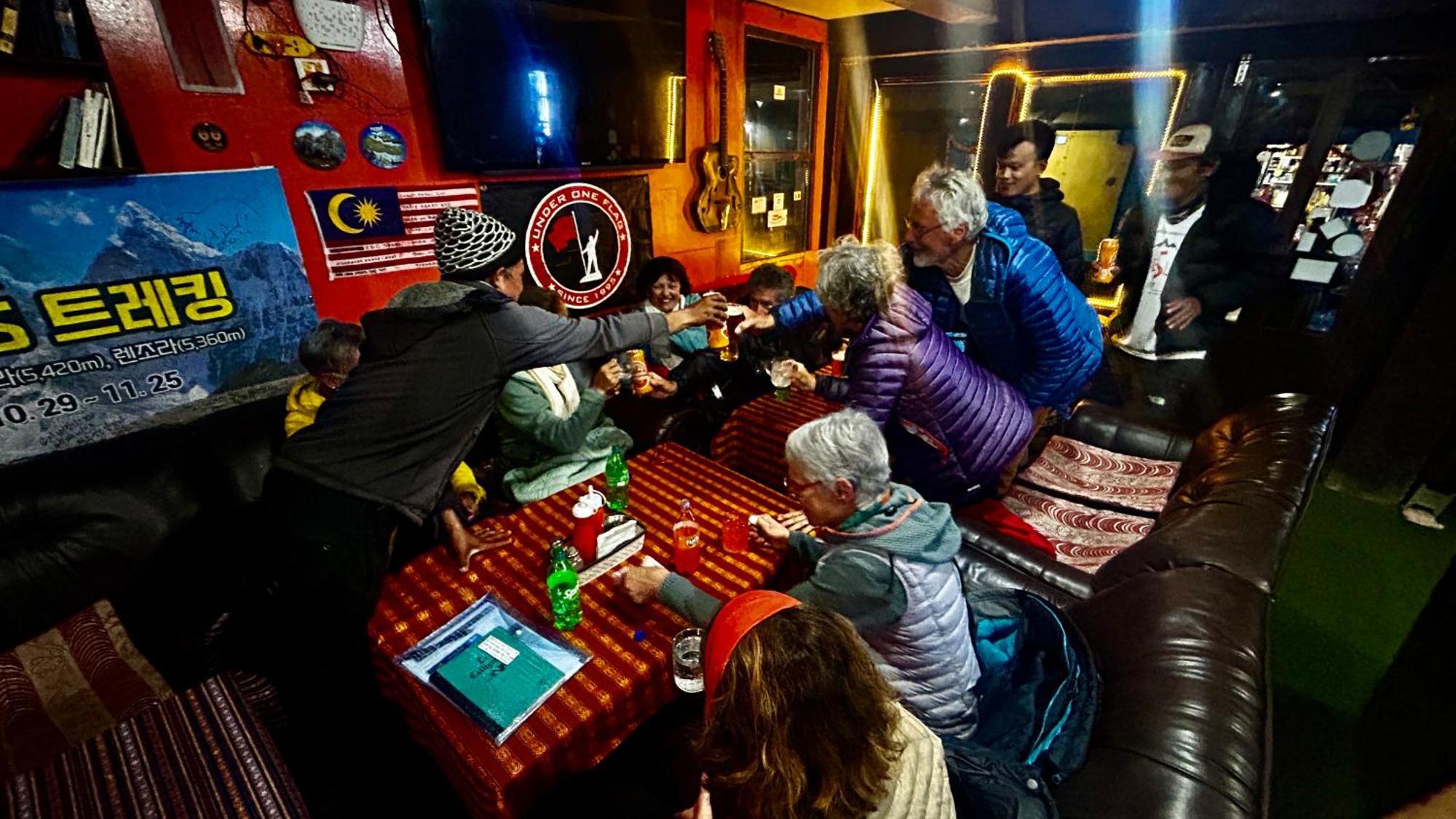 Lukla Lama Hotel - Cafe De Himalaya מראה חיצוני תמונה