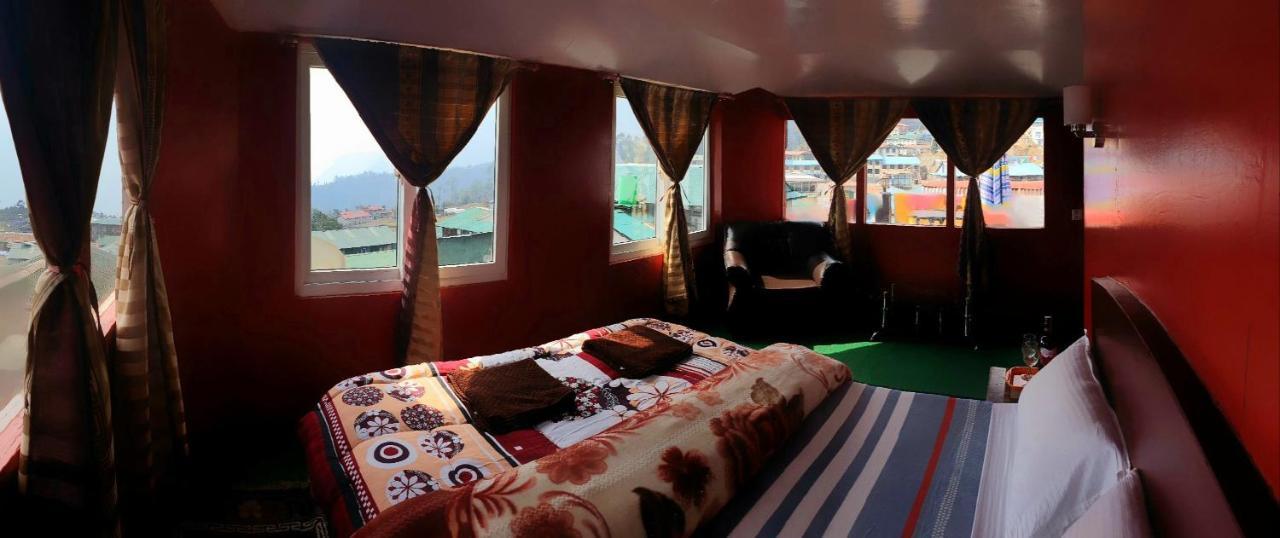 Lukla Lama Hotel - Cafe De Himalaya מראה חיצוני תמונה